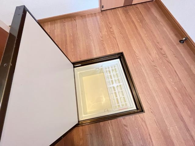 シャイン妙音の収納|床下収納