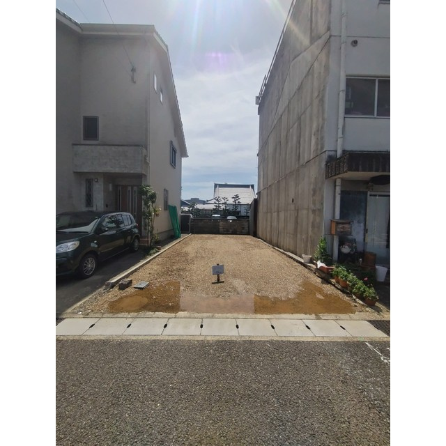 岐阜市忠節三丁目南町の駐車場の内装