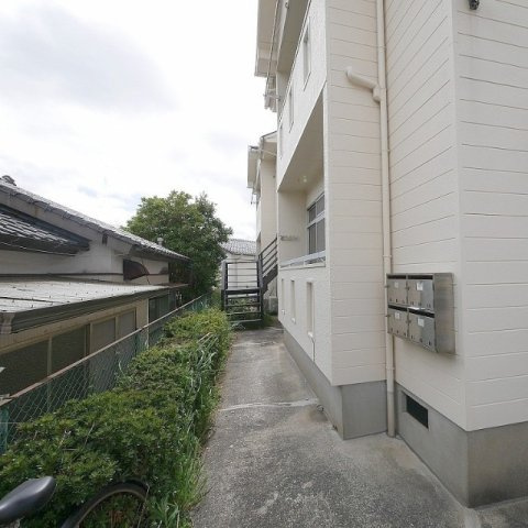 タウンハウス前川のエントランス