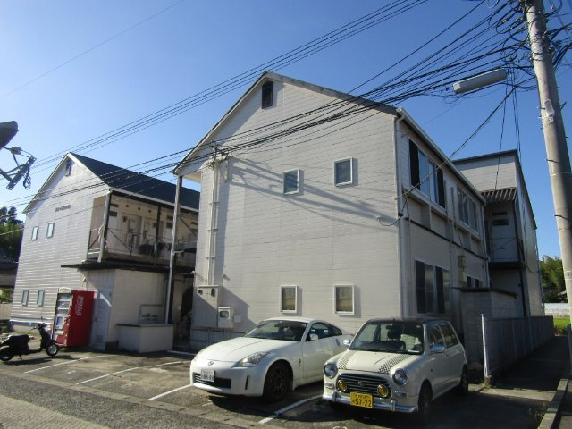 【R7年度新入生受付中】パティオ母ケ浦の駐車場