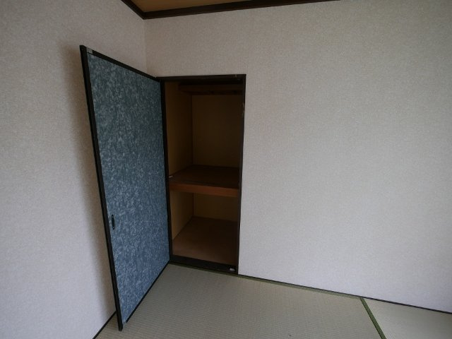 コーポ折橋の収納