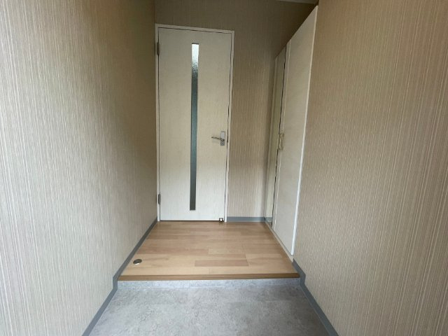 大和町アパートの玄関