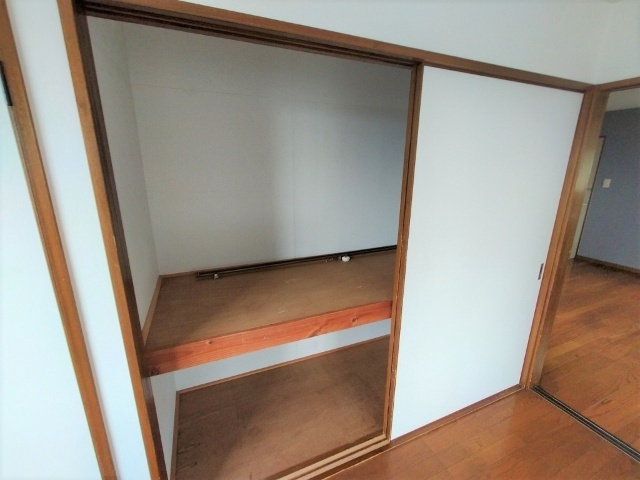 サンシャイン赤崎の収納