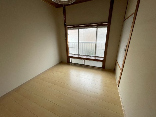 戸尾町堀貸家の内装