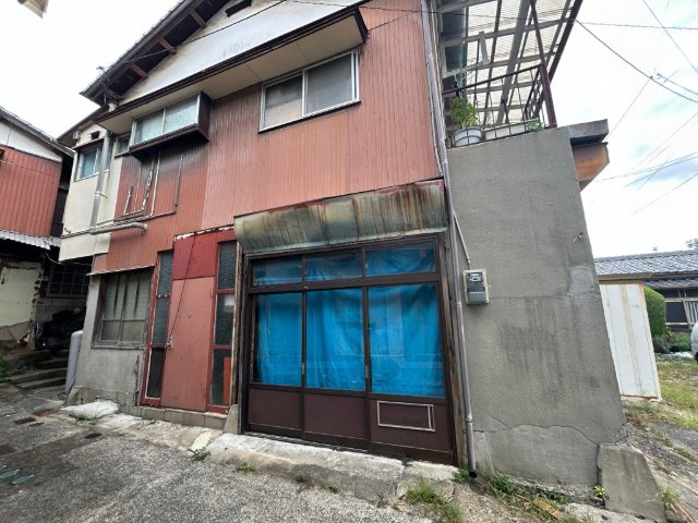 大川アパートⅠのエントランス