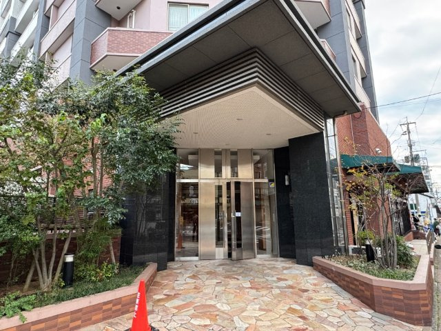 ビバシティ京坪のエントランス