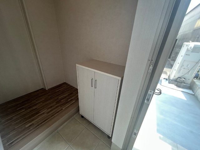 ステラ大和の玄関