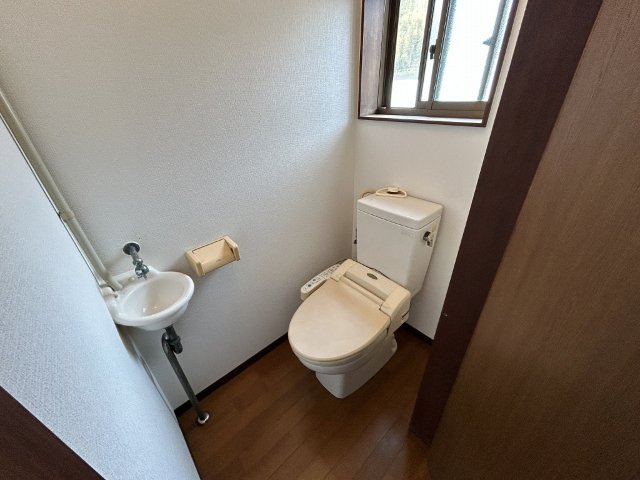 大坪電機アパートのトイレ
