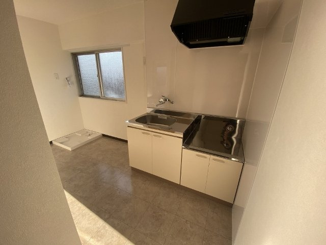 ロイヤルマンションのキッチン