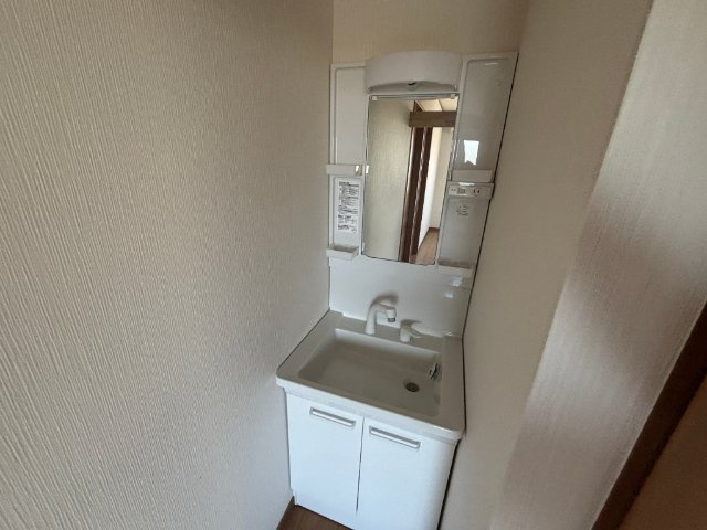 佐世保市松瀬町のアパートの洗面所