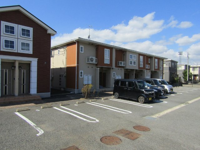 アンジュBの駐車場