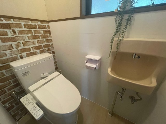長坂縁の家のトイレ