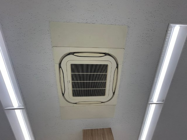 末永佐世保ビルの内装