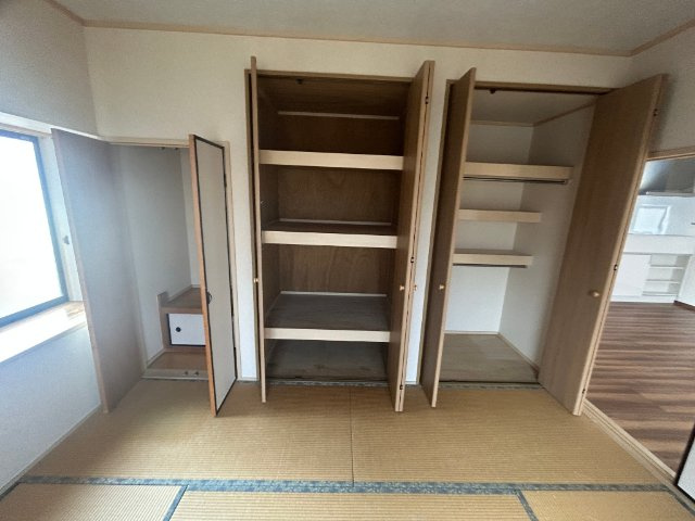 椎木町戸建の収納