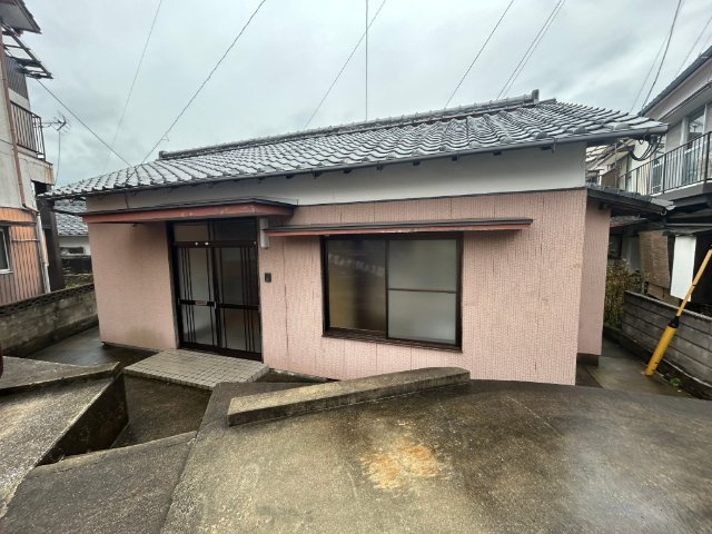 黒髪町28－26貸家の外観