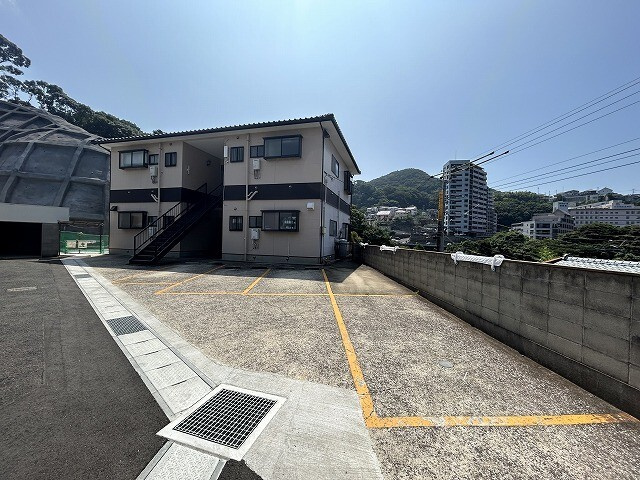 コーポ山口の駐車場