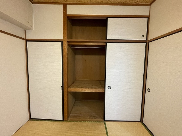 アーバンパレス米春の収納