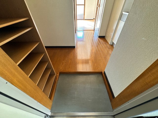 サンヴィレッジ戸尾の玄関