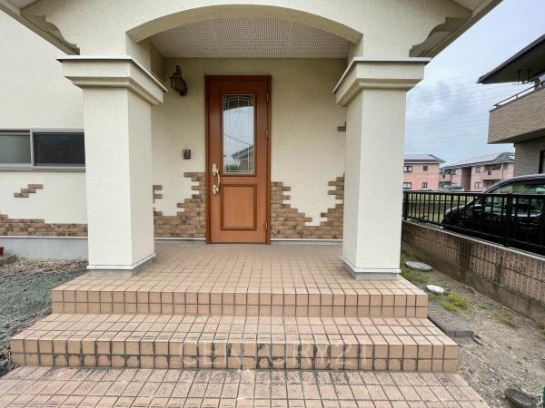 前橋市箱田町中古の玄関|玄関ホールです。