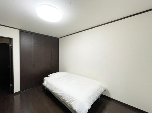 【洋室】 | 大阪市東淀川区南江口3丁目　中古戸建 | こちらの画像は、AIを用いて家具等を消しております。