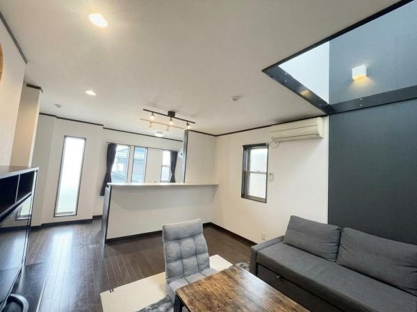 【居間・リビング】 | 大阪市東淀川区南江口3丁目　中古戸建 | こちらの画像は、AIを用いて家具等を消しております。