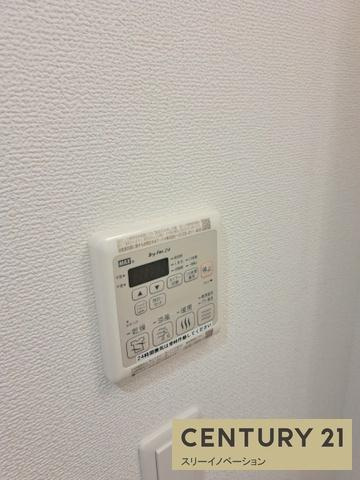 アドバンス大阪カーサの浴室|★浴室乾燥機★