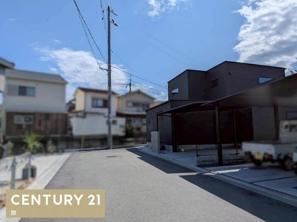 和歌山市園部　新築戸建の前面道路含む現地写真