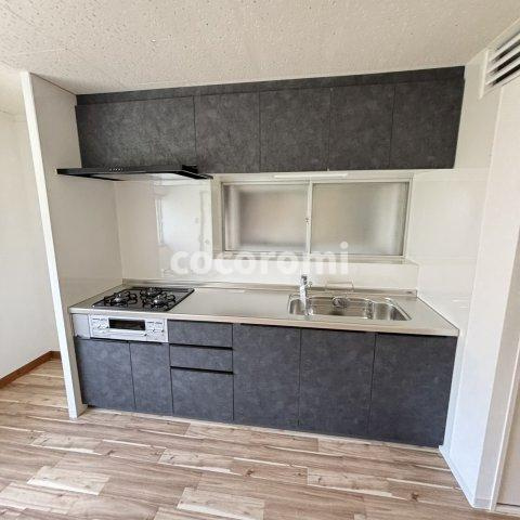 中木田戸建てのキッチン