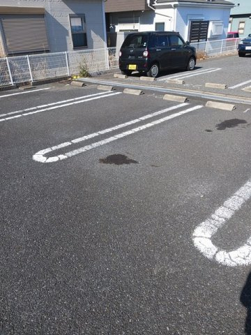 メゾン・エスターブル　Ｂの駐車場