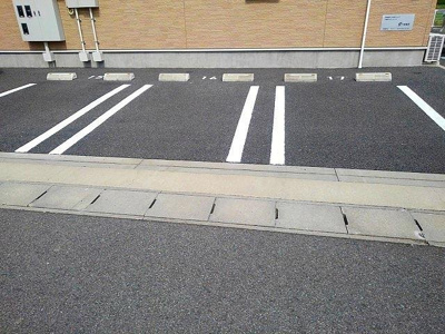 【駐車場】 | エレガンスＧ