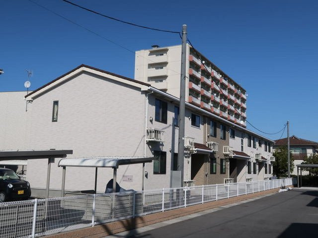 リーシアの外観