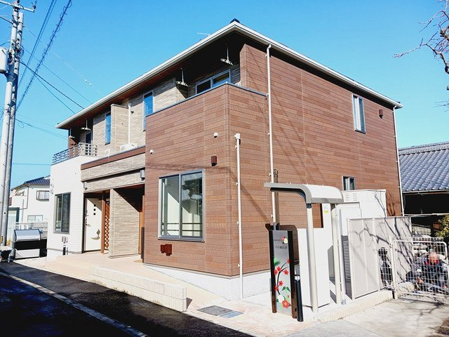 松山インター　ヴィラ　東石井の外観