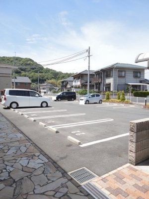 【駐車場】 | ホット・ワーズⅡ