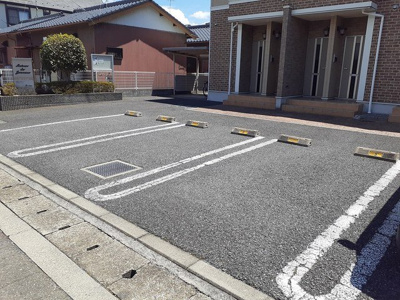 【駐車場】 | メゾン　ド　ジュネス