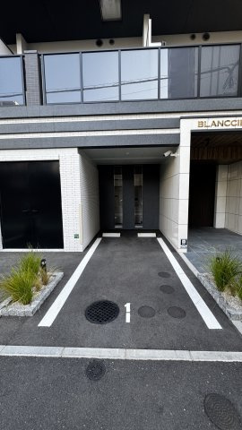 BlancCiel六本松の駐車場