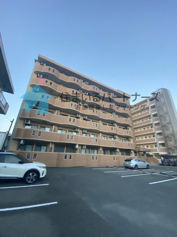 久留米市東櫛原町の賃貸マンションの外観|落ち着いた雰囲気の外観です