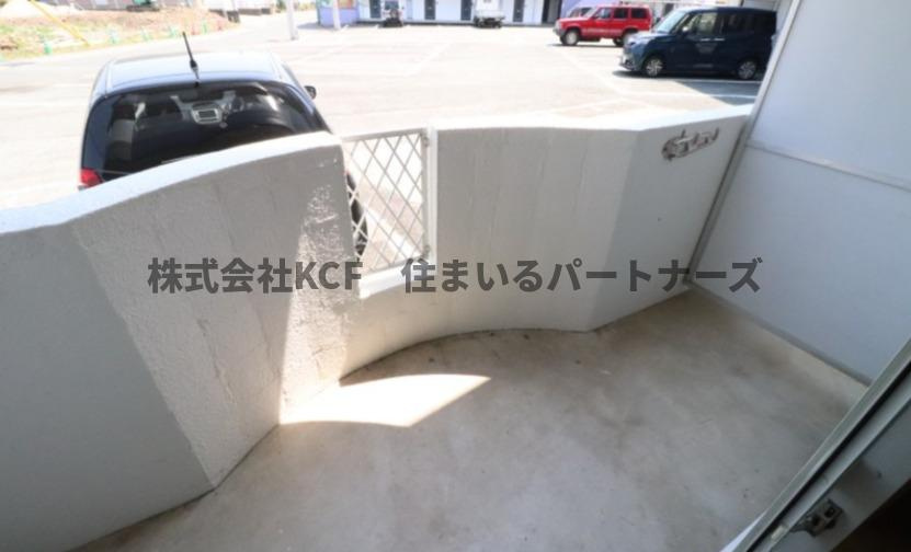 プランドゥ合川Ⅱのバルコニー|バルコニーからの眺めを楽しみながら食事をしませんか