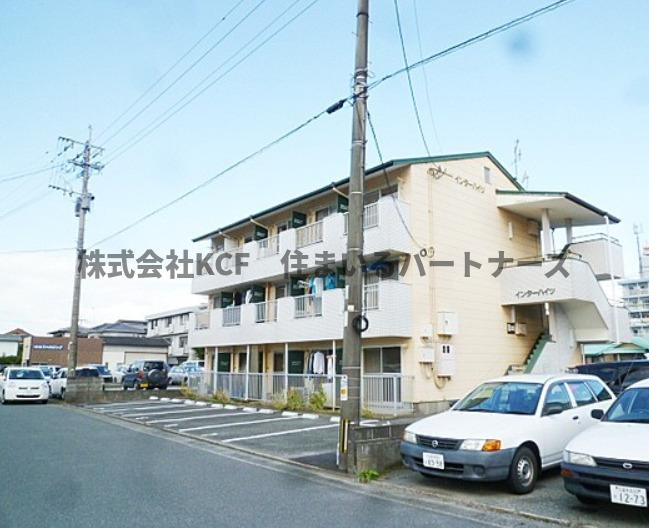 インターハイツの駐車場