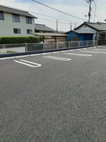 【駐車場】 | エアリー　ブリーズＢ | 駐車場です