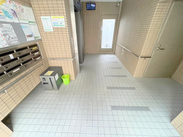 翠香園のロビー