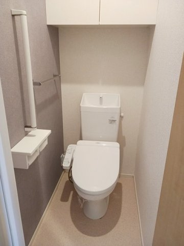 エアリーのトイレ|快適な暖房機能が付いているタイプのトイレです