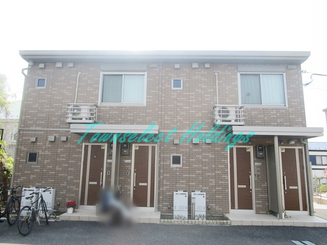 藤沢市辻堂太平台１丁目のアパートのエントランス