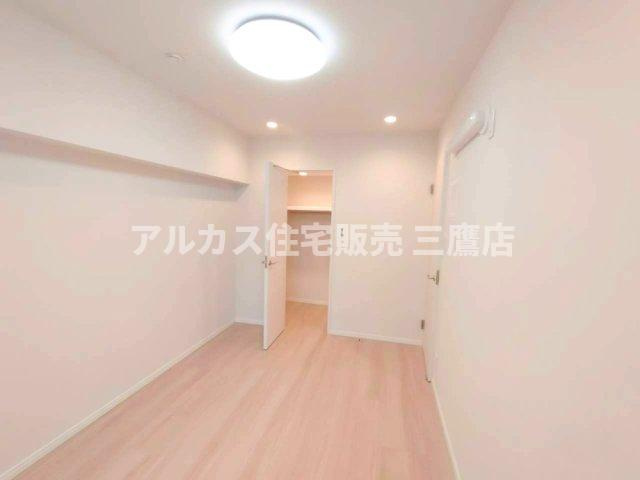 中銀三鷹マンシオンの洋室