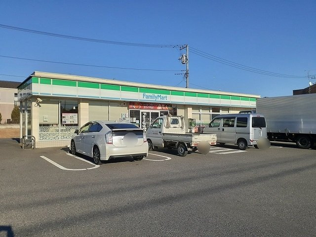 プロスペリティの周辺|ファミマ内守谷きぬの里店まで120m