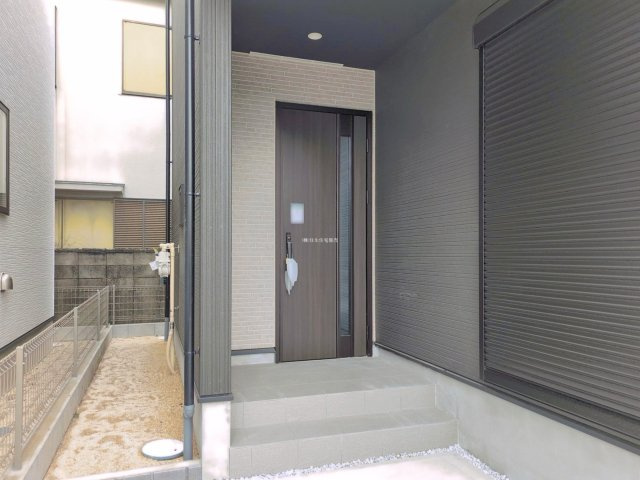 ふじみ野市上福岡５丁目の新築一戸建の玄関