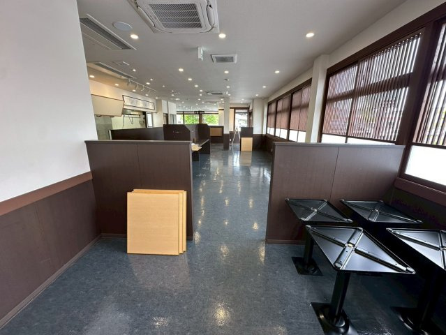 若林東町前田様貸店舗の内装