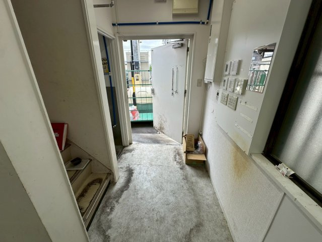 若林東町前田様貸店舗の内装