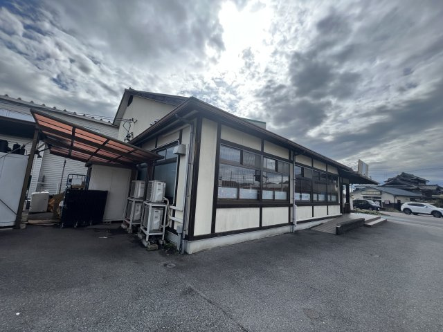 若林東町前田様貸店舗の外観