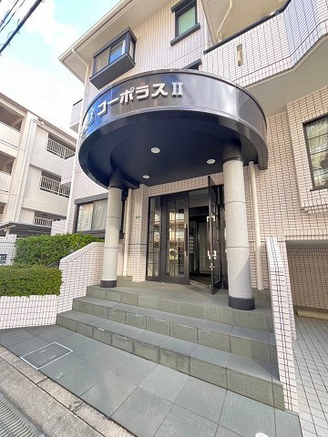 キングコーポラスⅡの外観