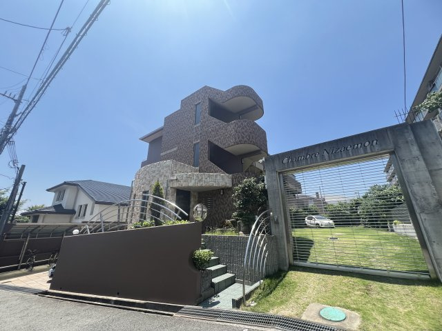 シャンブル仁左衛門の外観